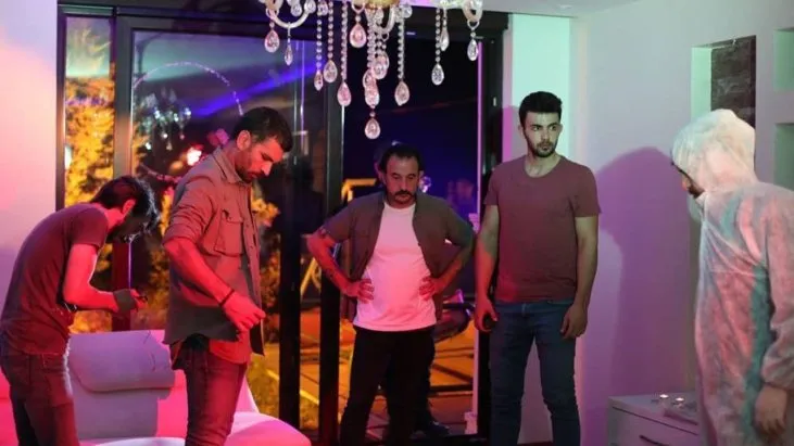 45-25 #KusursuzCinayet izle