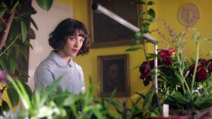 Bella Brown'un Harikalar Bahçesi izle